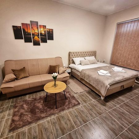 Dorce Apartmani Horgos Екстериор снимка